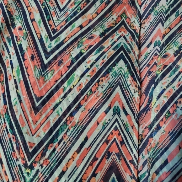 𝅺bright colored kimono - Picture 2 of 5